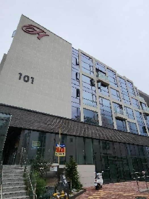 서울특별시 중구 묵정동 35 힐스테이트남산 101동 1층109호 외 1필지 근린상가 경매 사진 1