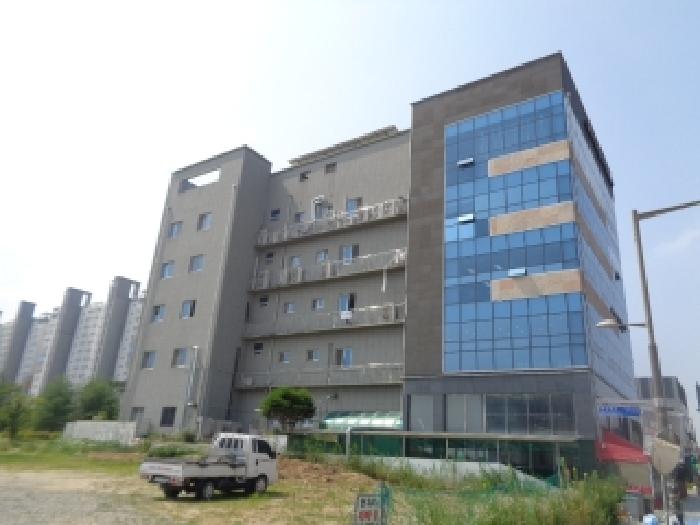 전북특별자치도 전주시 덕진구 만성동 1339-13 골드타워 1동 1층101호 근린상가 경매 사진 2