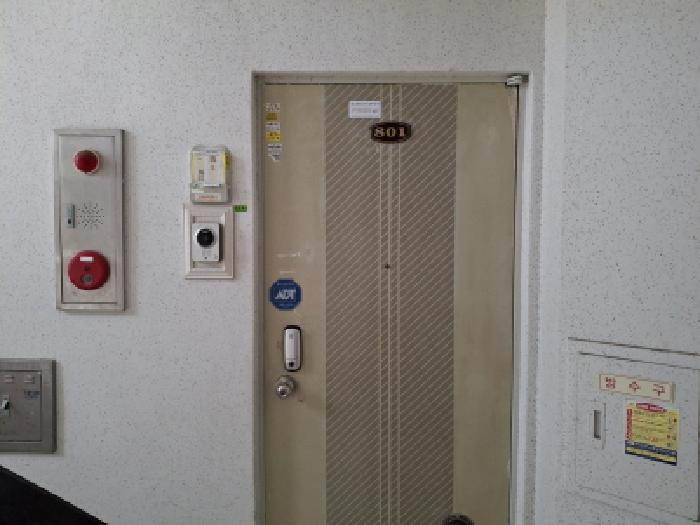 경상남도 거제시 옥포동 233 삼도로얄맨션 106동 8층801호 아파트 경매 사진 20