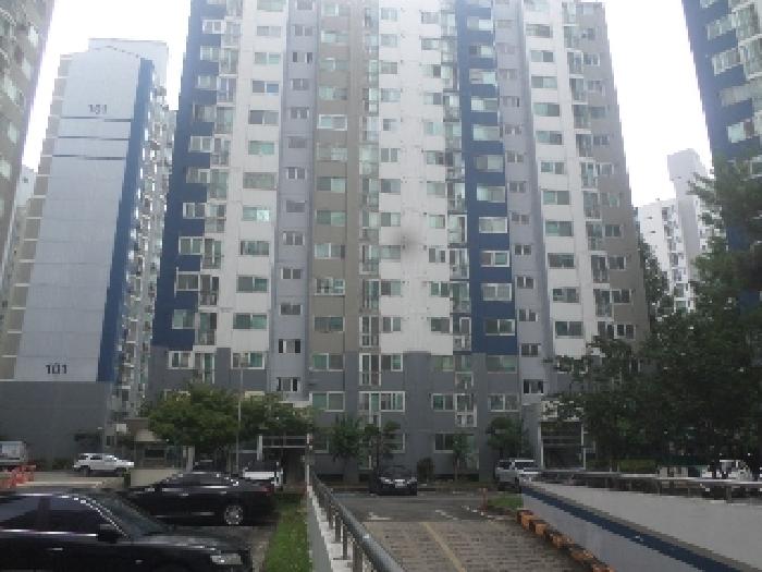 전북특별자치도 전주시 완산구 서신동 961 서신동동아한일아파트 102동 1층 102호 아파트 경매 사진 1