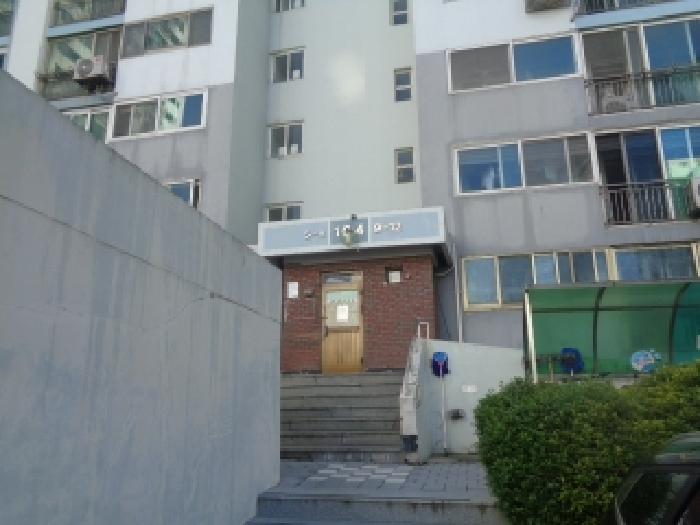 전북특별자치도 전주시 덕진구 호성동1가 826 동아아파트 104동 1층 111호 아파트 경매 사진 17
