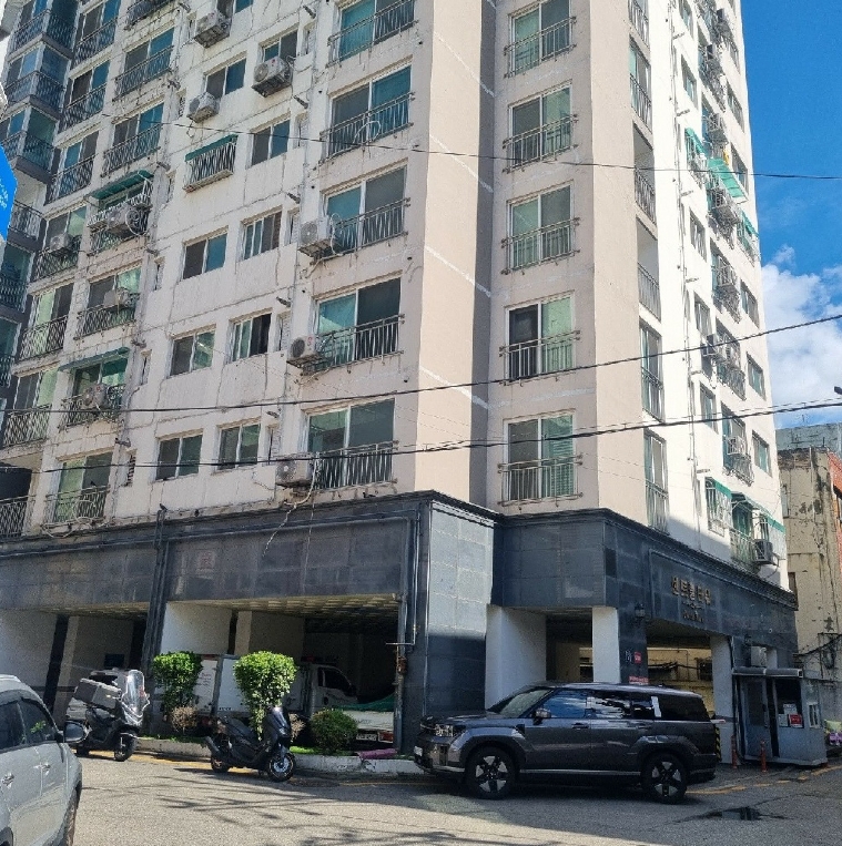 인천광역시 부평구 부평동 441-2 센트럴타워 4층401호 외 2필지 오피스텔(주거) 경매 사진 1