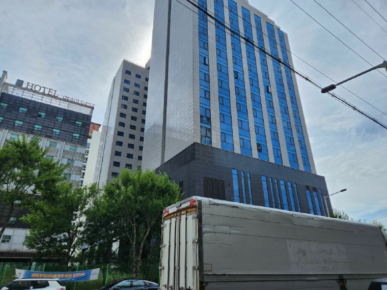 경기도 평택시 포승읍 만호리 574-1 평택하버라마다앙코르호텔 14층1431호 외 1필지 숙박(콘도등) 경매 사진 2