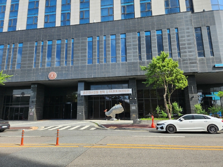 경기도 평택시 포승읍 만호리 574-1 평택하버라마다앙코르호텔 14층1431호 외 1필지 숙박(콘도등) 경매 사진 4