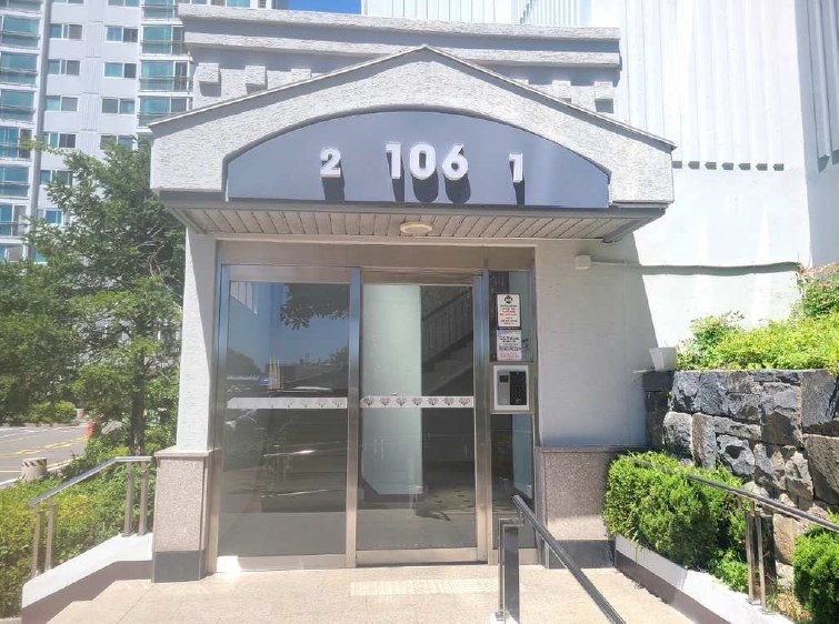 부산광역시 남구 용당동 99-10 현대아이파크 106동 23층2302호 아파트 경매 사진 22