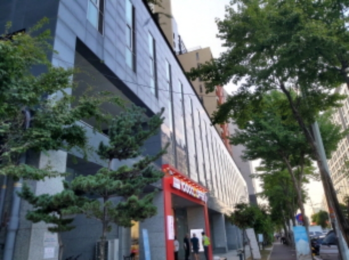 경기 평택시 포승읍 만호리 574-7, 1층106호 (더스위트하버) 외 1필지 근린상가 경매 사진 3