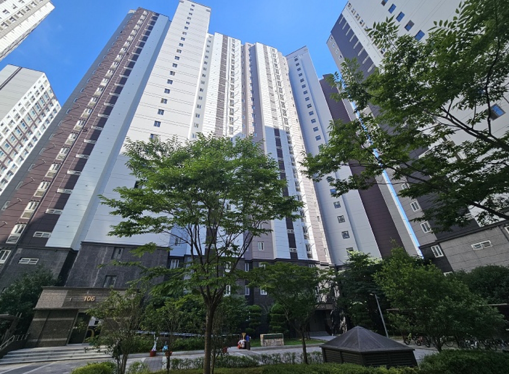 경상남도 김해시 주촌면 선지리 1476 김해센텀큐시티 106동 24층 2404호 외 1필지 아파트 경매 사진 2