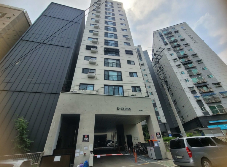 인천광역시 부평구 십정동 182-41 이클래스 101동 3층302호 외 2필지 오피스텔(주거) 경매 사진 1