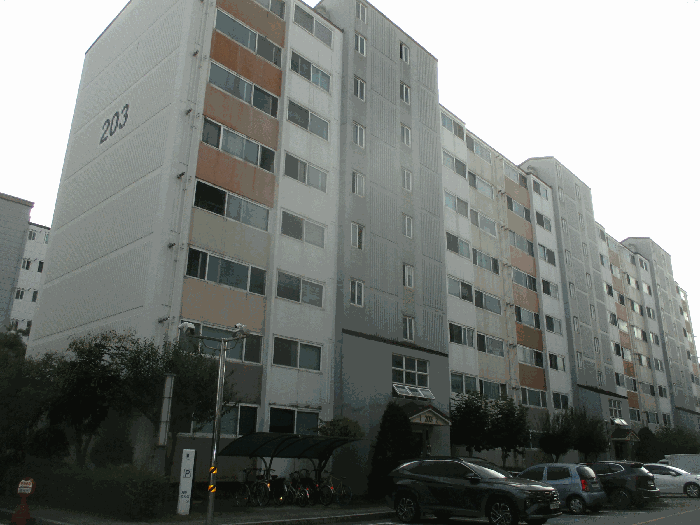 경상북도 경주시 충효동 44-6 삼정그린뷰경주본가아파트 203동 7층701호 외 2필지 아파트 경매 사진 5