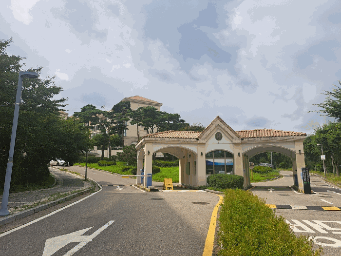 경기도 성남시 분당구 금곡동 305-2 더헤리티지 103동 2층204호 외 2필지 노유자시설 경매 사진 4