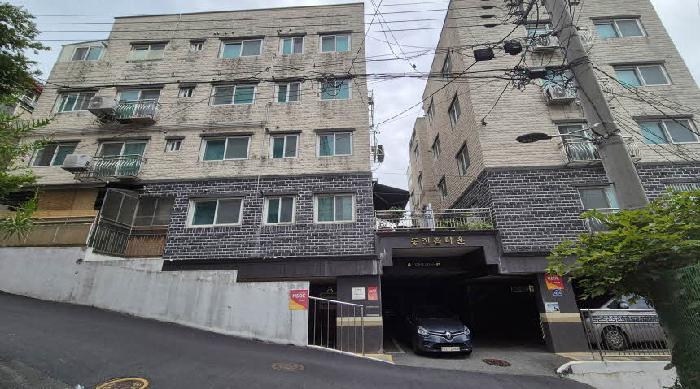 서울특별시 은평구 갈현동 6-23 동진홈타운 에이동 3층304호 외 1필지 다세대주택 경매 사진 2