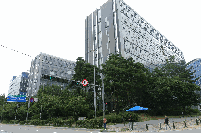 경기도 용인시 기흥구 농서동 455 프리미엄원희캐슬기흥서천 지1층비002호 외 2필지 지식산업센터 경매 사진 4