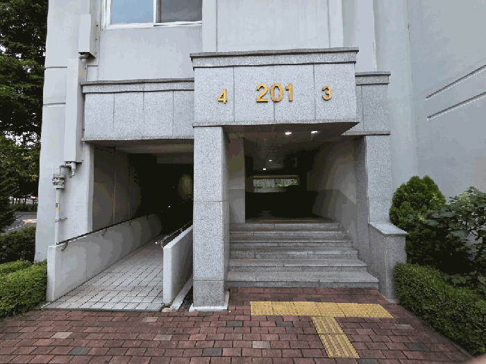대구광역시 북구 복현동 241-1 복현블루밍브라운스톤 명문세가아파트 201동 8층803호 외 3필지 아파트 경매 사진 6