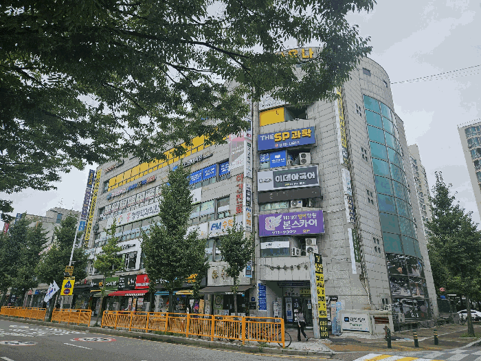 경기도 고양시 일산서구 일산동 1064-3 지층102호 외 4개호 외 2필지 근린상가 경매 사진 14