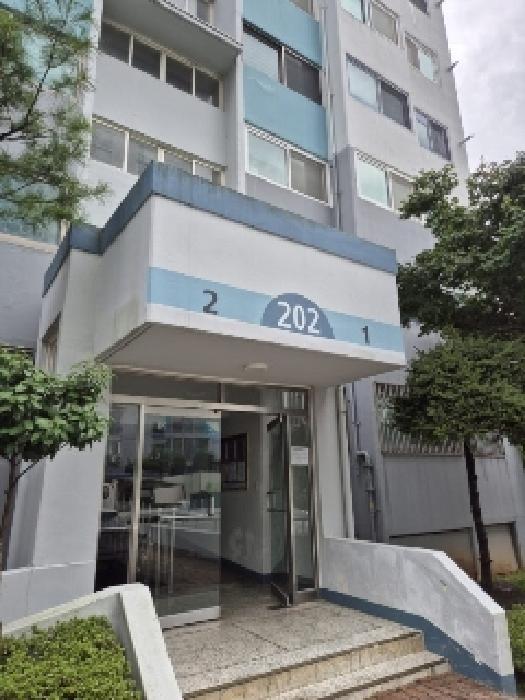 광주광역시 북구 양산동 205-6 제202동 제13층 제1302호 외 3필지 아파트 경매 사진 3