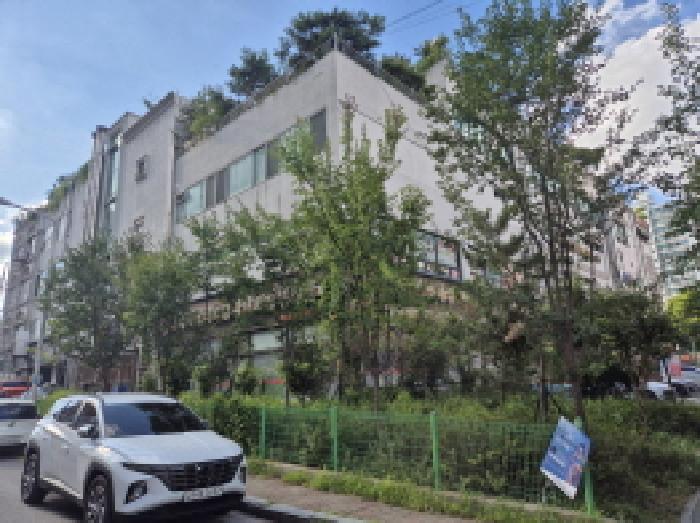 전북특별자치도 전주시 완산구 삼천동1가 284-7 신양스포피아 2층201호 외 1개호 외 2필지 근린상가 경매 사진 1