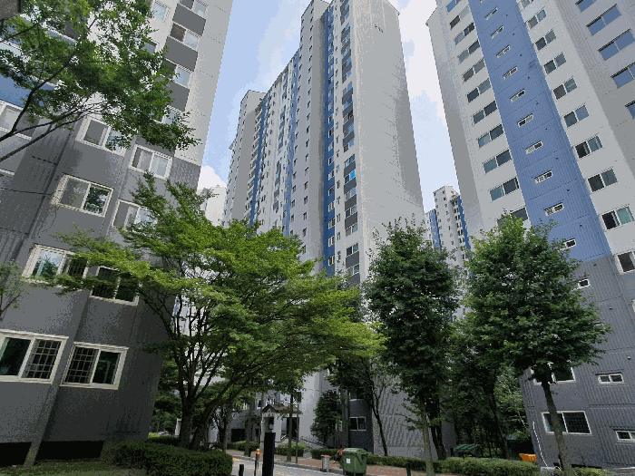 경기도 안양시 동안구 호계동 811 호계2차현대홈타운 214동 14층1404호 외 5필지 아파트 경매 사진 8