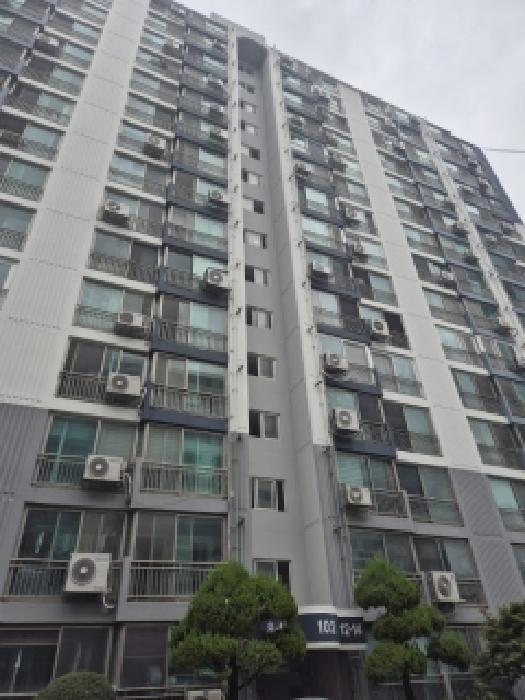 광주광역시 북구 양산동 101 청암아파트 102동 8층808호 외 2필지 아파트 경매 사진 1