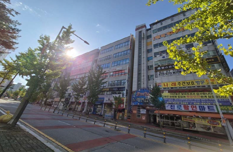충청북도 청주시 상당구 용담동 411 외 1필지 근린상가 경매 사진 3
