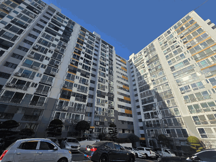 부산광역시 사하구 장림동 532 벽산아파트 3동 2층206호 외 4필지 아파트 경매 사진 3