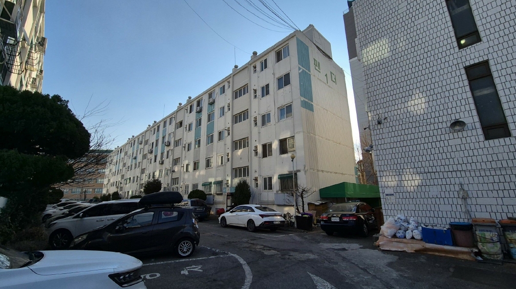 인천광역시 계양구 작전동 53 팬더아파트 1동 1층101호 외 2필지 아파트 경매 사진 2