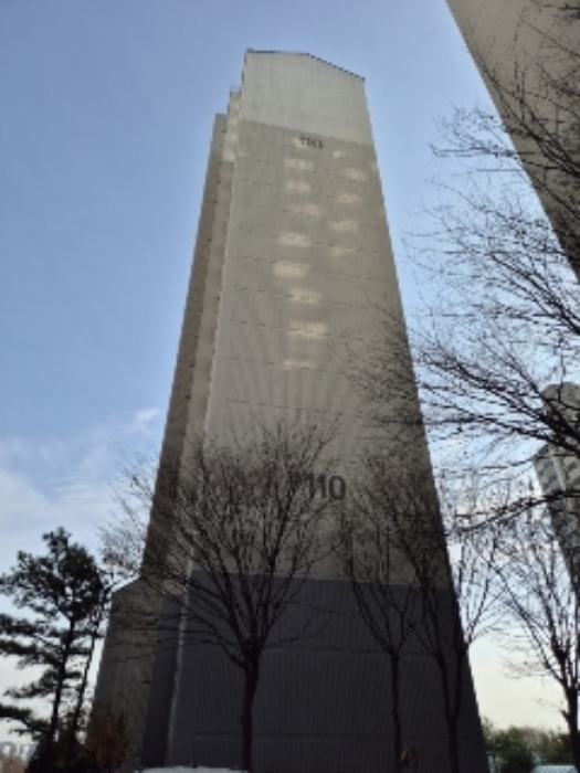 광주 광산구 신창동 1108-1, 110동 1층104호 (신창동,풍영리버빌아파트) 아파트 경매 사진 1